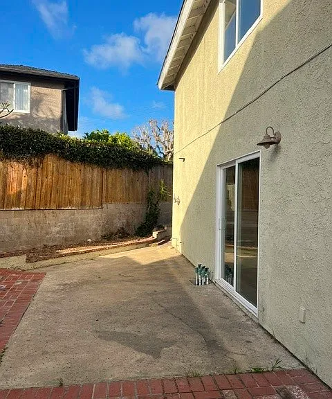 978 Modjeska Cir — Photo 9