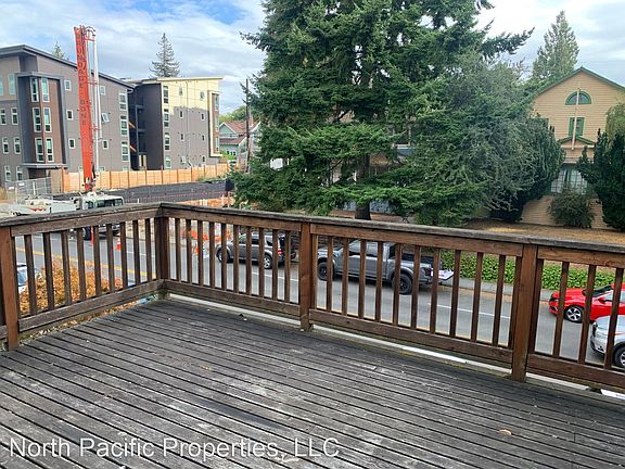 4th image of 5225 15th Ave NE #10718684
