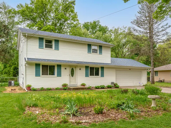 8320 Yale Ave, Richland, MI 49083