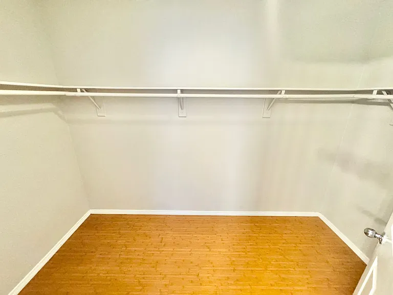 1092 Whispering Birch Ave — Photo 5