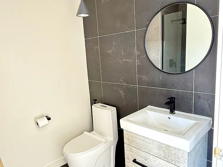 2337 Bedford Ave #5B — Photo 10