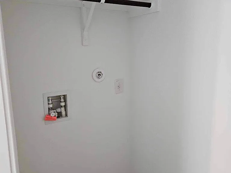 10018 Ana Hts — Photo 15
