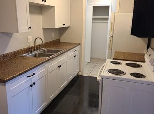 561 Geneva St, Aurora, CO 80010