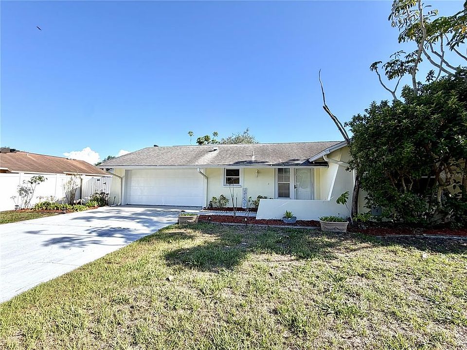 1st image of 8212 101st Ct