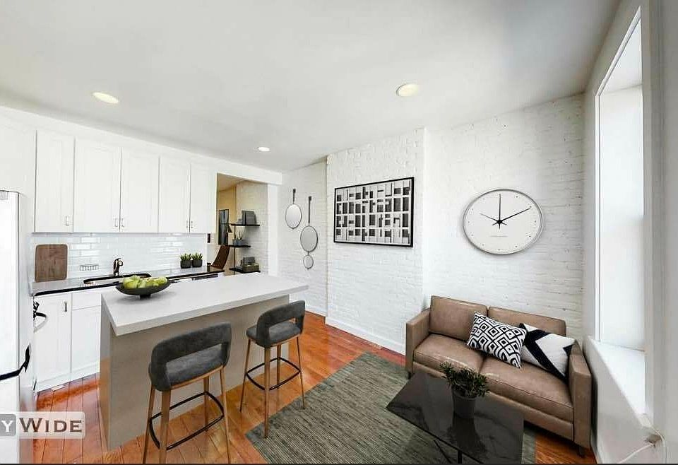 1st image of 217 E 88th St #25