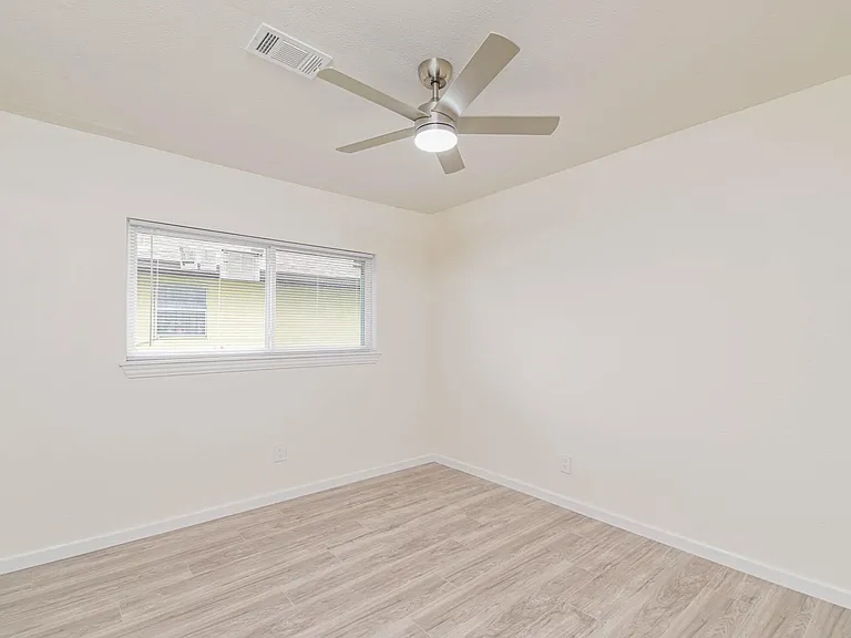5003 Denoron Dr — Photo 19