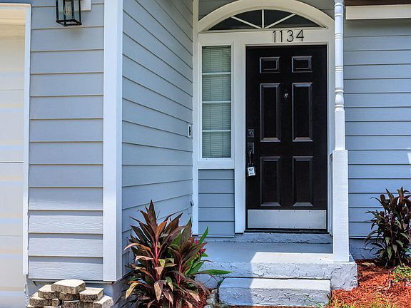 4th image of 1134 RADIS Place
