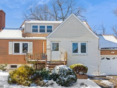 26 Crestmont Rd, West Orange, NJ, 07052