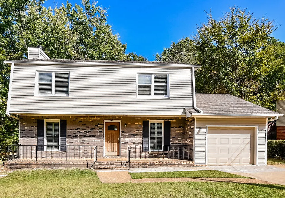 1541 Cedargate Cir