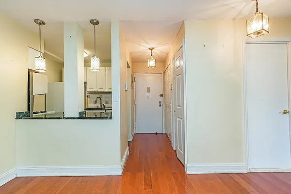 Sold by Ben Bay Realty Co. of Bay Ridge | media 10