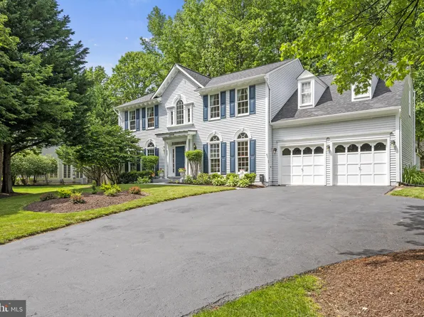 14016 Old Stage Rd, Bowie, MD 20720