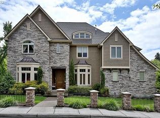 12442 SW 22nd Ave, Lake Oswego, OR 97035