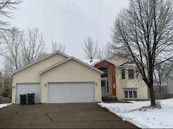 7036 W 144th St, Savage, MN 55378