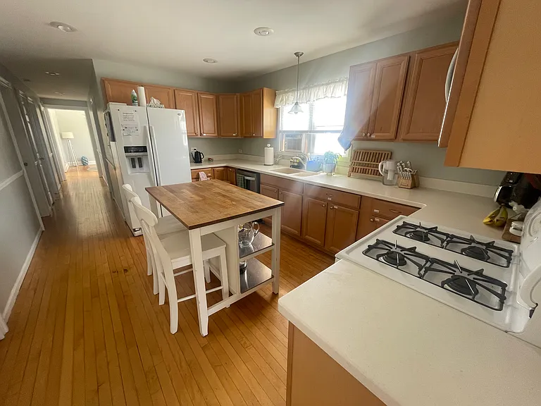 3724 Grand Blvd #2 — Photo 9