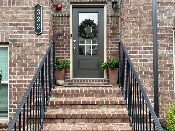322 Commons Ave, Woodstock, GA 30188