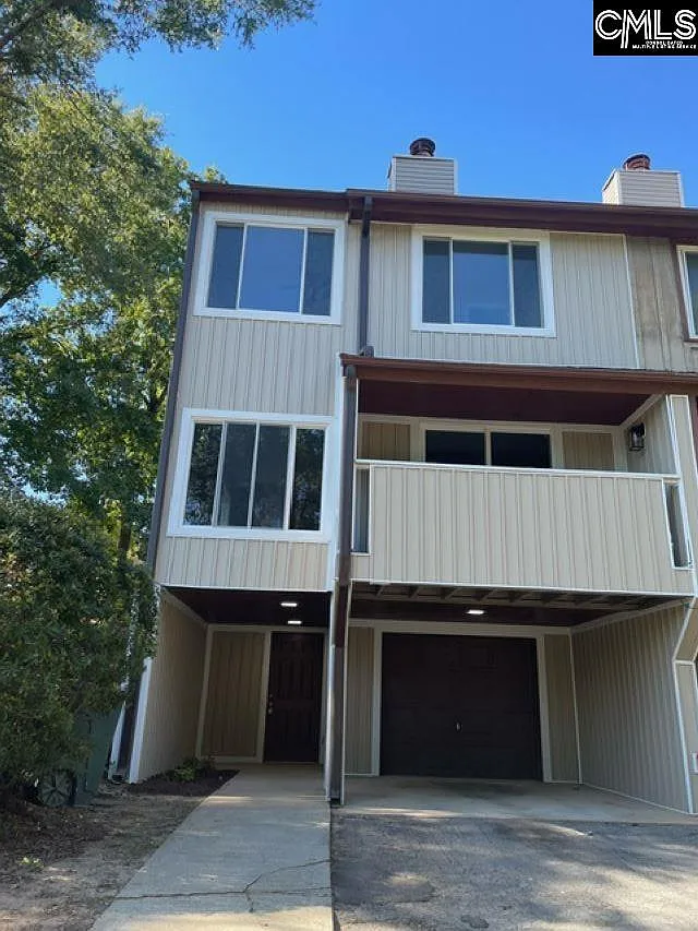 3 bed, 1700 sqft, $1,695 — Photo 1