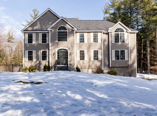 6 Moore Ln, Exeter, NH 03833