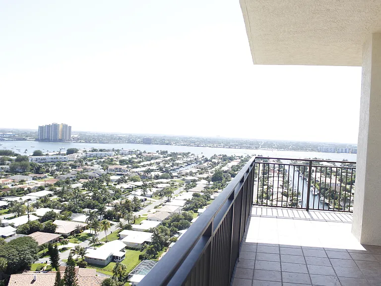 3800 N Ocean Dr #2000 — Photo 31