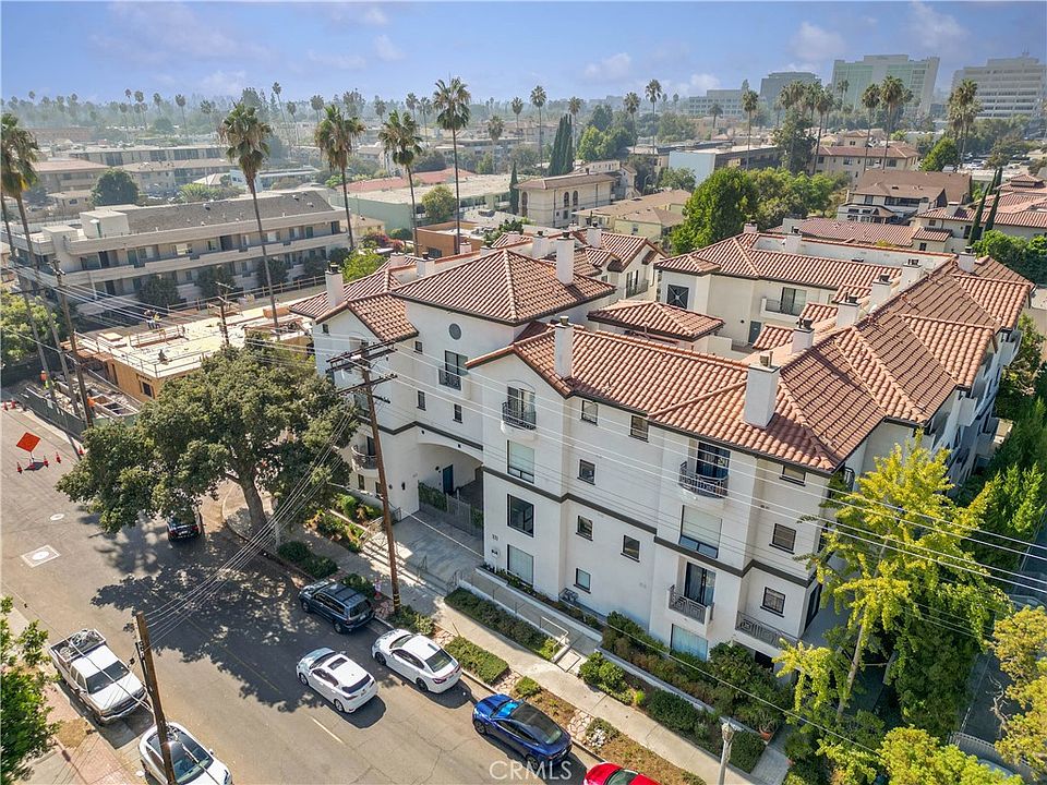 1st image of 111 S Oak Knoll Ave APT 208