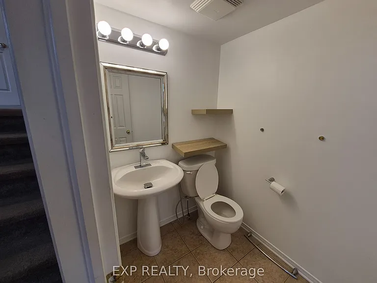 2 Maple Park Point — Photo 11