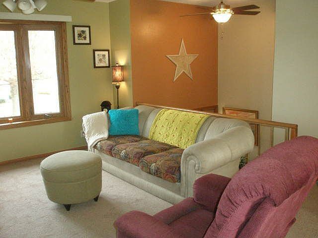 2nd image of 501 Newcastle Rd