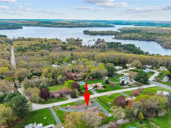 12 Hi View Dr, Scituate, RI 02831