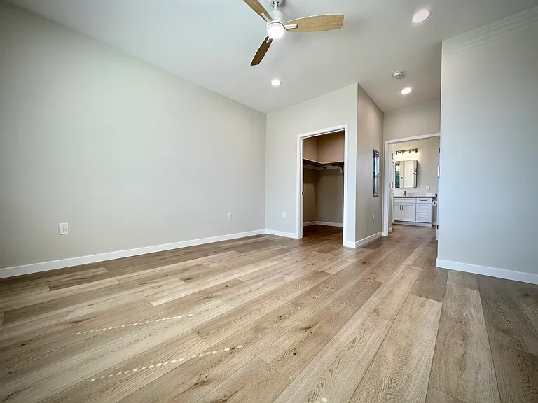 4405 Hungerford St — Photo 12