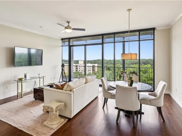 2233 Peachtree Rd NE Unit 903, Atlanta, GA 30305