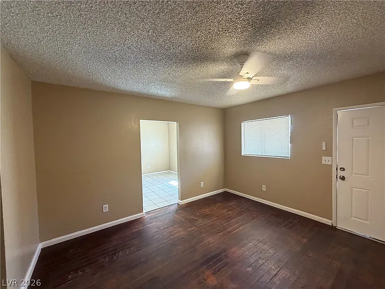 110 Silver St — Photo 9