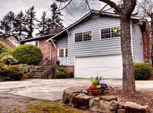 19253 Edgecliff Dr SW, Normandy Park, WA 98166