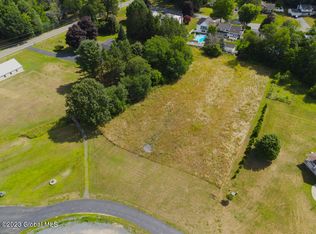 98 Hubbs Rd, Ballston Lake, NY 12019