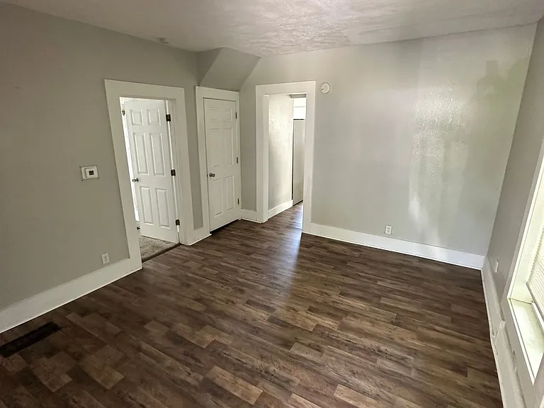 311 Taylor St — Photo 3