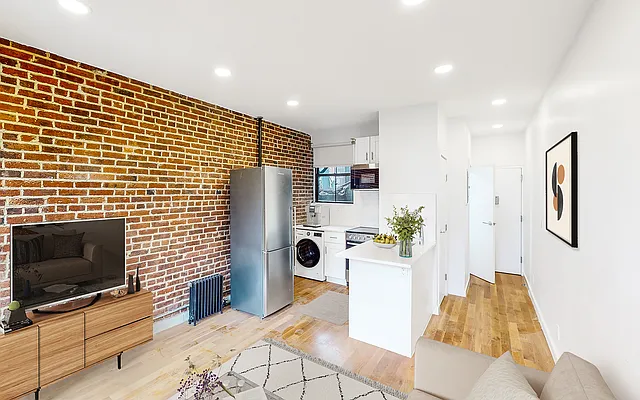 Rented by Freestone Property Group | media 2