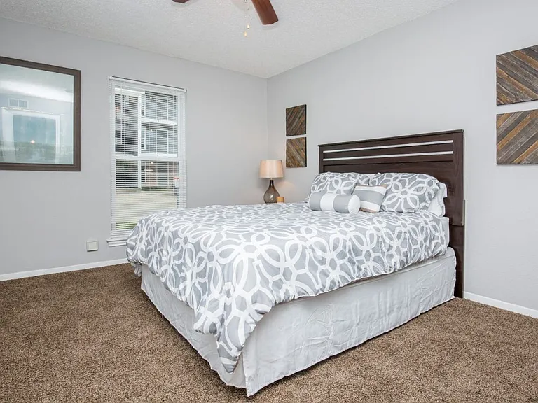 The Villas at Stone Creek — Photo 15