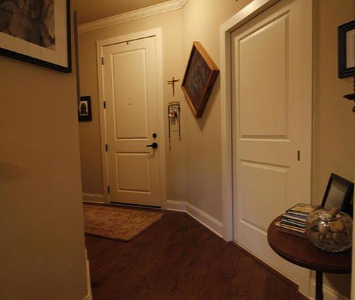 5th image of 445 W Blount Ave APT 318