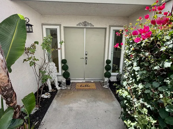 1852 Guilder Gln, Escondido, CA 92029