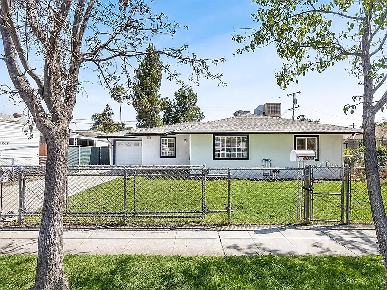 4014 E Turner Ave — Photo 10