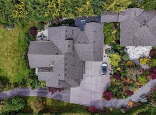 11333 Chalet Rd, North Saanich, BC V8L 5L9