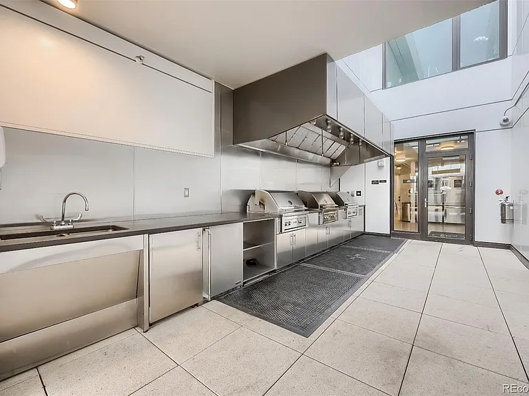 1750 Wewatta St #631 — Photo 42