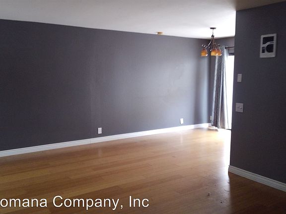 4th image of 2720 Ariane Dr Unit 33