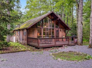 358 Canoe Brook Rd, Pocono Pines, PA 18350
