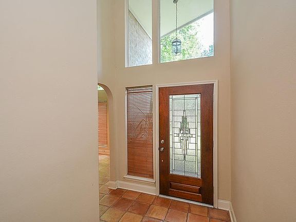 4th image of 14115 Sandfield Dr