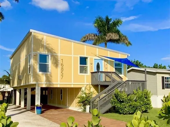 16857 Windcrest Dr, Fort Myers, FL 33908