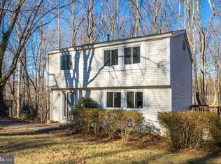 2337 Old Trail Dr, Reston, VA 20191
