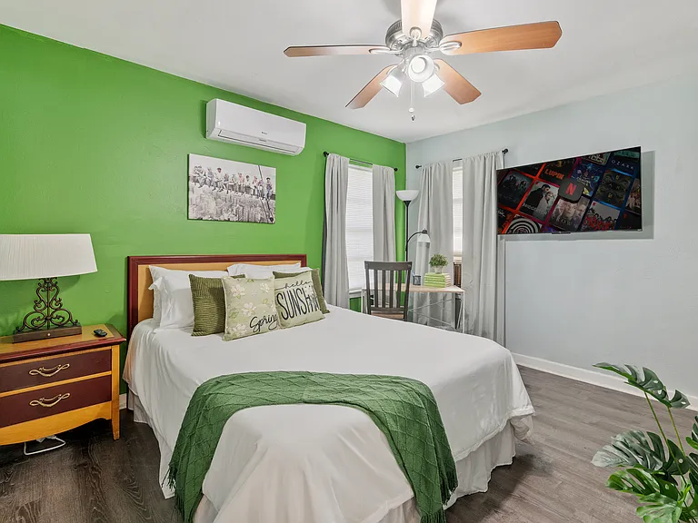 4534 Kosarek Dr — Photo 13