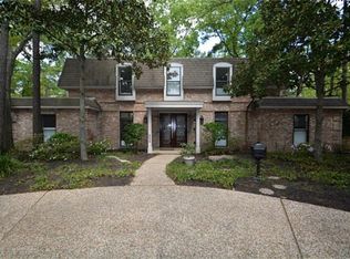 202 Vanderpool Ln, Houston, TX 77024