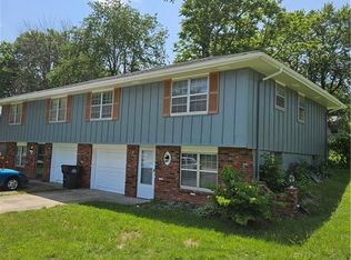 1008 SW Sunset St, Blue Springs, MO 64015