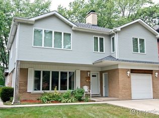 516 N Rose Ave, Park Ridge, IL 60068