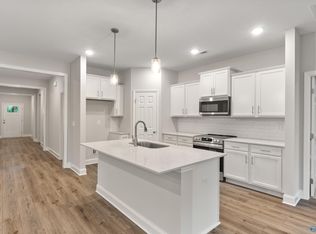 140 Ivy Vine Dr, Toney, AL 35773