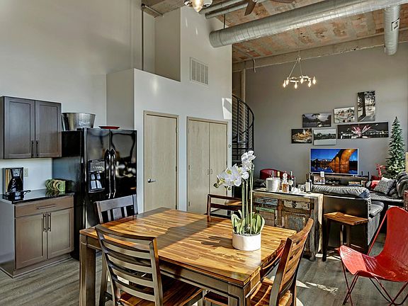 5th image of 521 S 7th St Unit 620